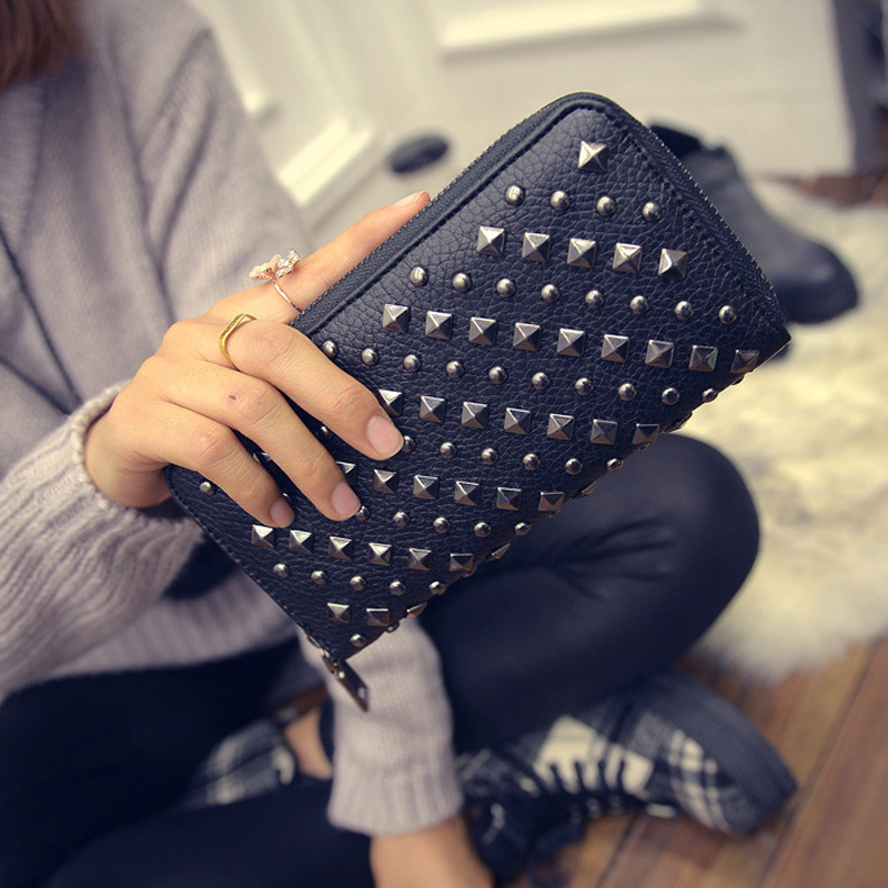 Famous Brand Luxury Pop Punk R – обзор и цена Women Bags Guess