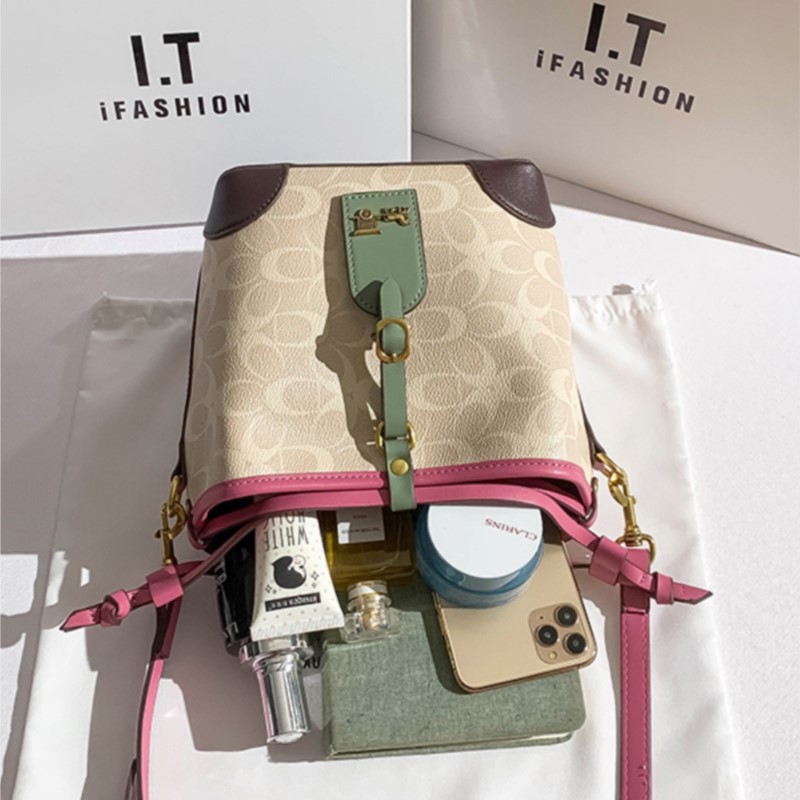 Light luxury women's handbag,  – обзор и цена Women Bags Guess