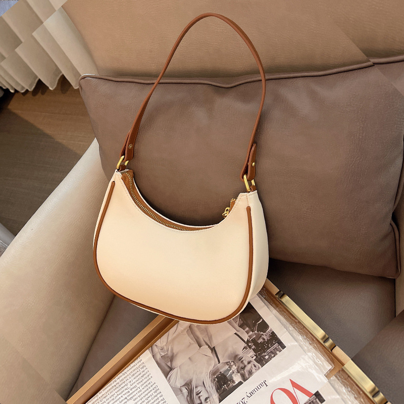 Small Carmpit Bag Female 2024  – обзор и цена Women Bags Guess