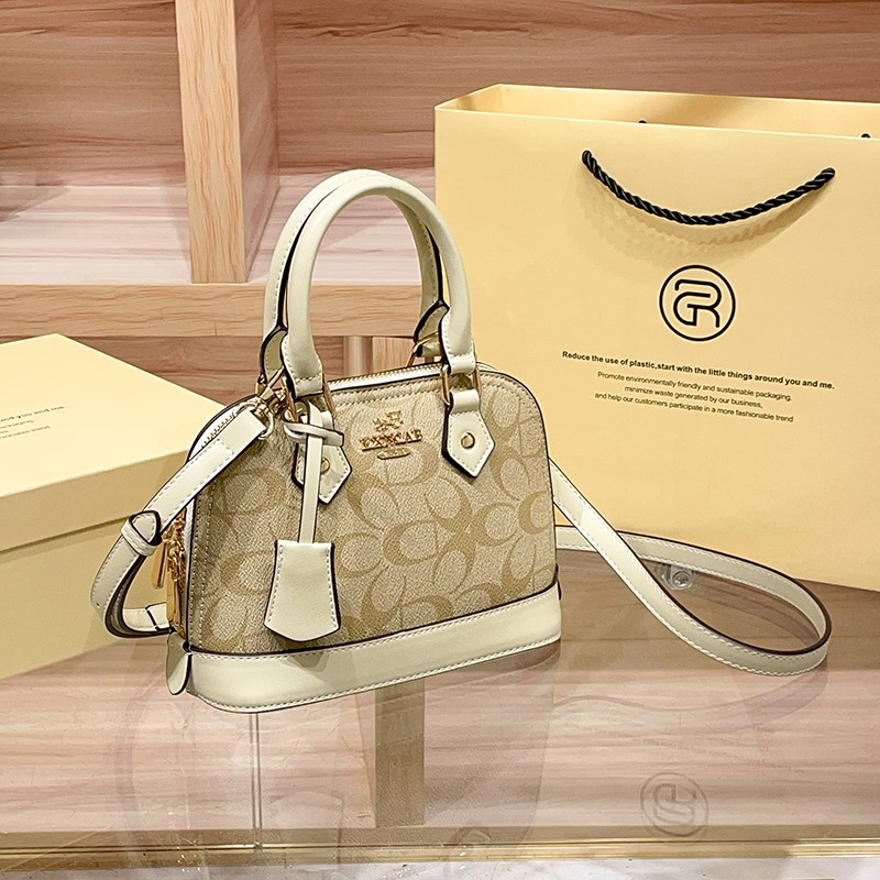 Brand women's handbag shell ba – обзор и цена Women Bags Guess