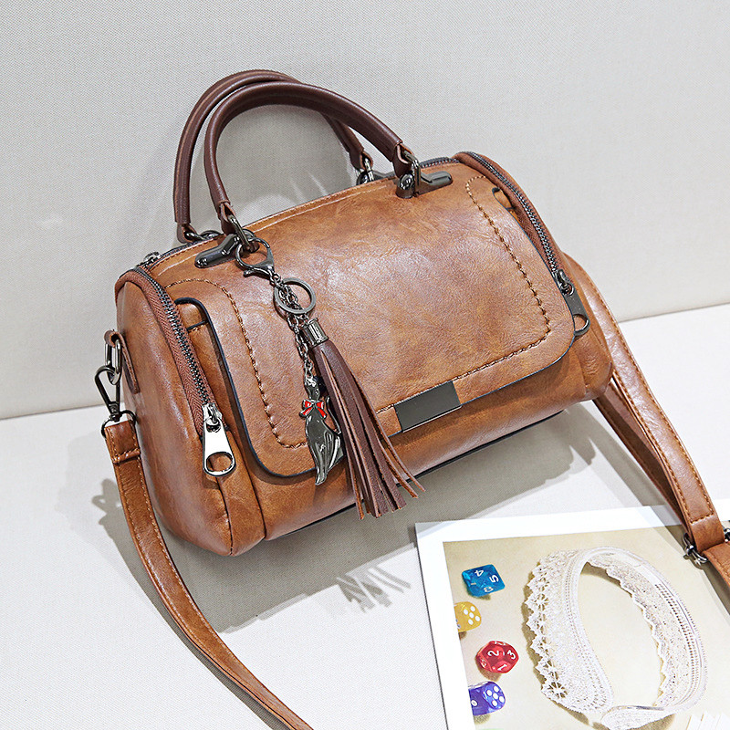 Yogodlns Tassel Decor Handbag, – обзор и цена Women Bags Guess